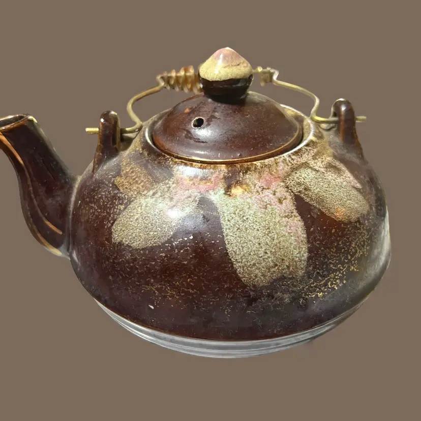 #01 036 redware pottery Asian style drip glaze metal handle three footed 5.5" x 6.5" teapot