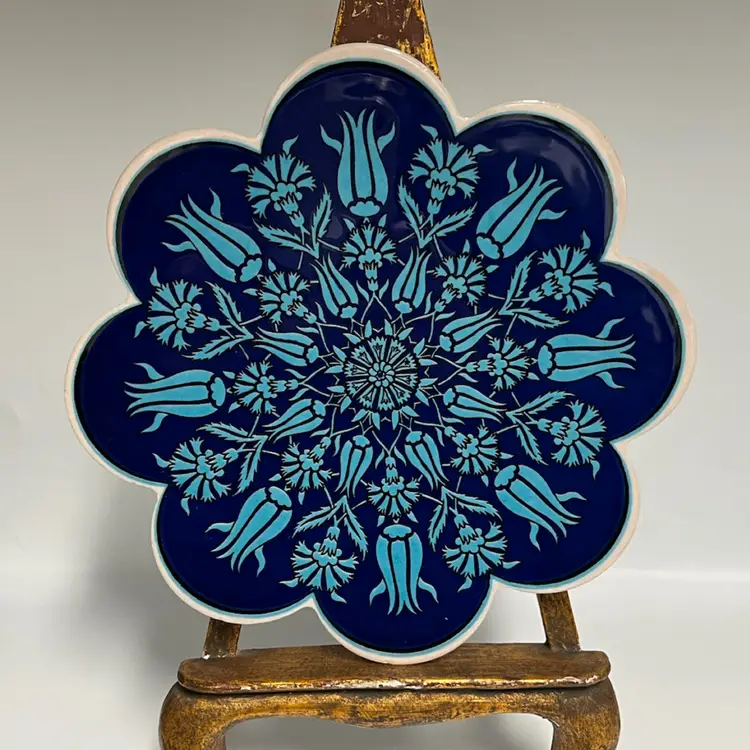 Turkish Iznik-Style Blue & Turquoise Floral Scalloped Trivet| Made in Turkey | 7.25”