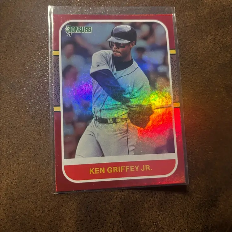 Ken Griffey Donruss Retro Red Throwback