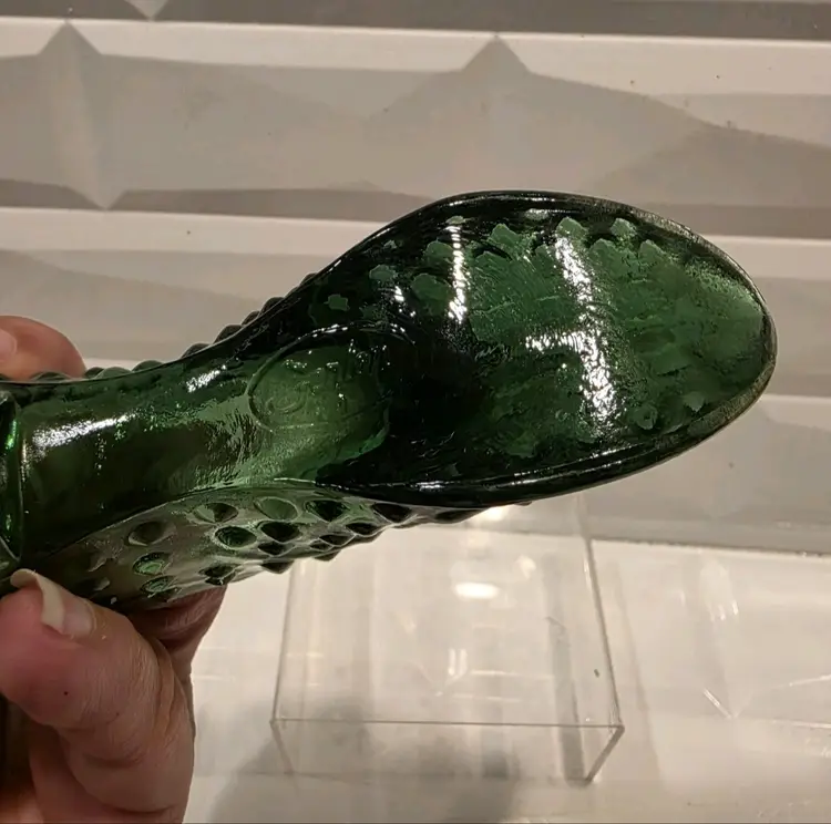 Fenton  Green  Glass Hobnail Cat Head Shoe