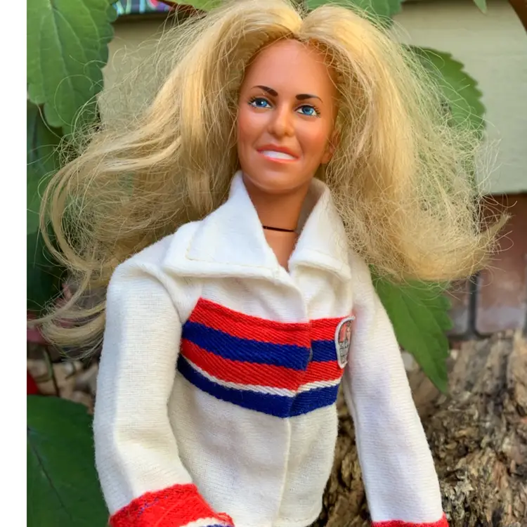 1974 Bionic Woman Action Figure Doll