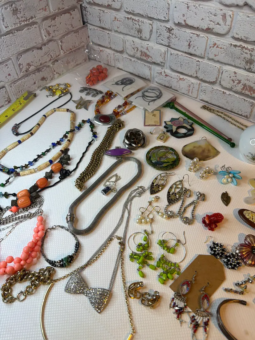 Livestream thumbnail