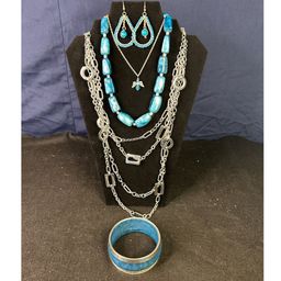 #09 And 10 - Jewelry Lot
