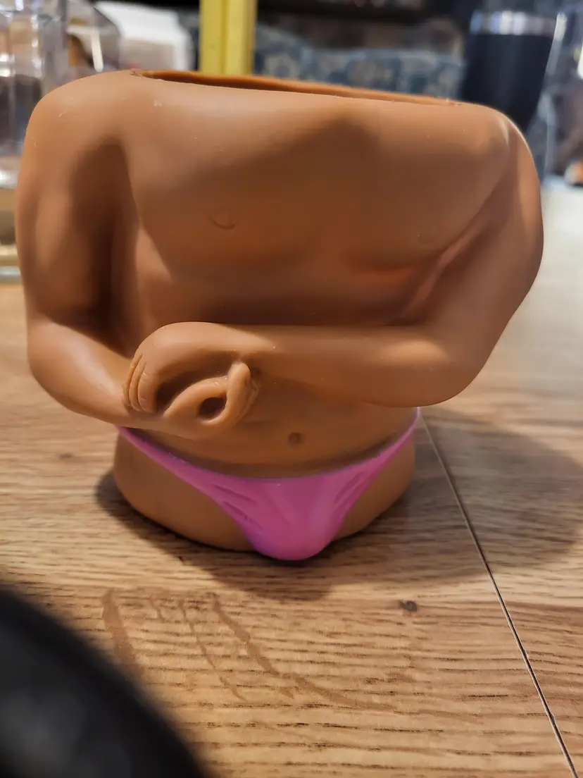 MACHO MAN COZY CUP CAN HOLDER