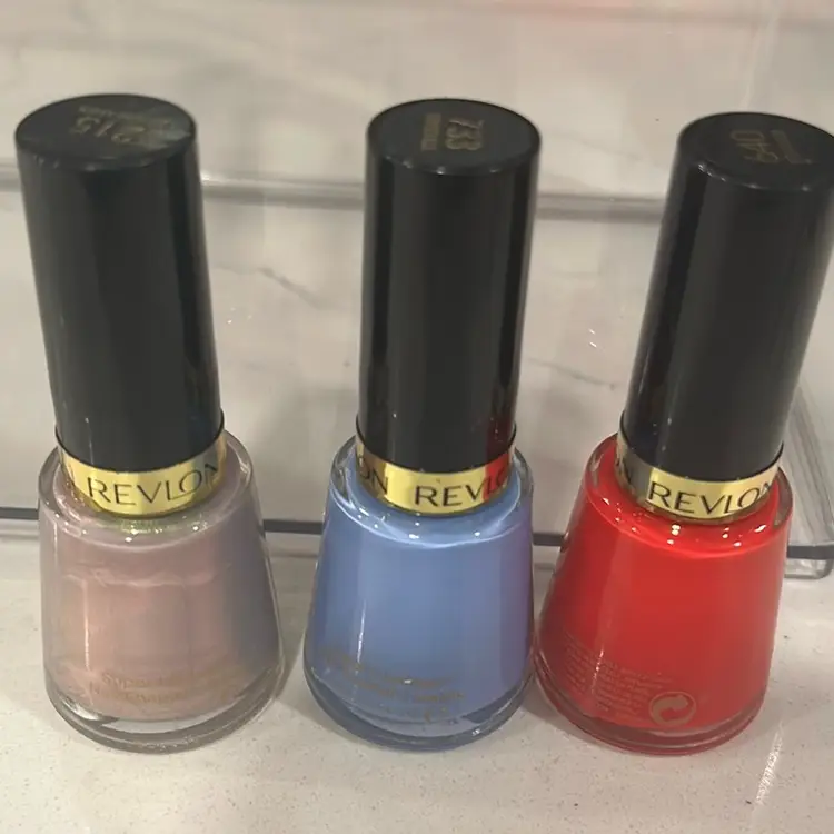 3 Revlon super Lustrous Nail Enamel Polish New