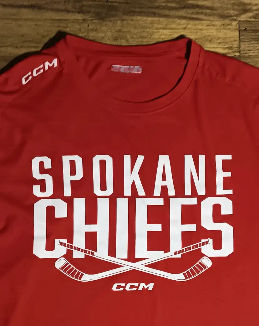 vintage Spokane Chiefs Hockey t-shirt CCM Embroidered indians Seattle Kraken