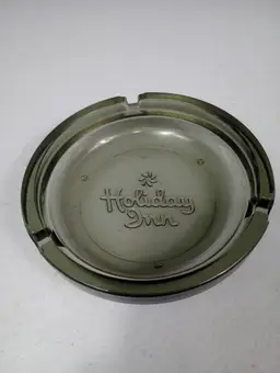Vintage Holiday Inn Hotel Souvenir Smokey Glass Round Ashtray