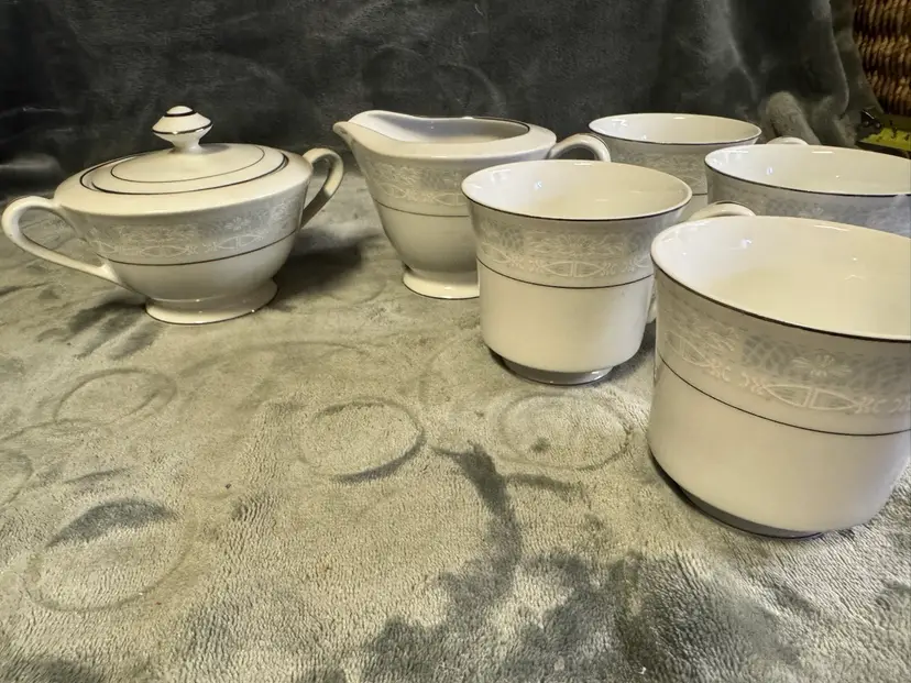 Vintage (7) Fine China Of Japan Essex Sugar W/ Lid Creamer Coffee Tea Cups 3177