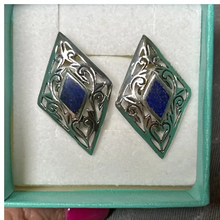 Vintage 925 Sterling Silver Lapis Lazuli Stud Earrings – Diamond Shape Filigree Openwork, Art Nouveau Style – 1 1/4”, 4.2g