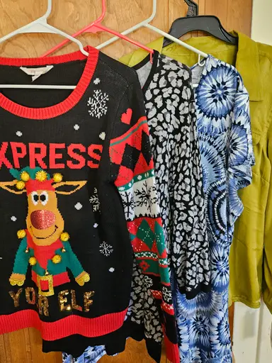 Women's Clothing sz S-3X ✨️Pre-bids On 