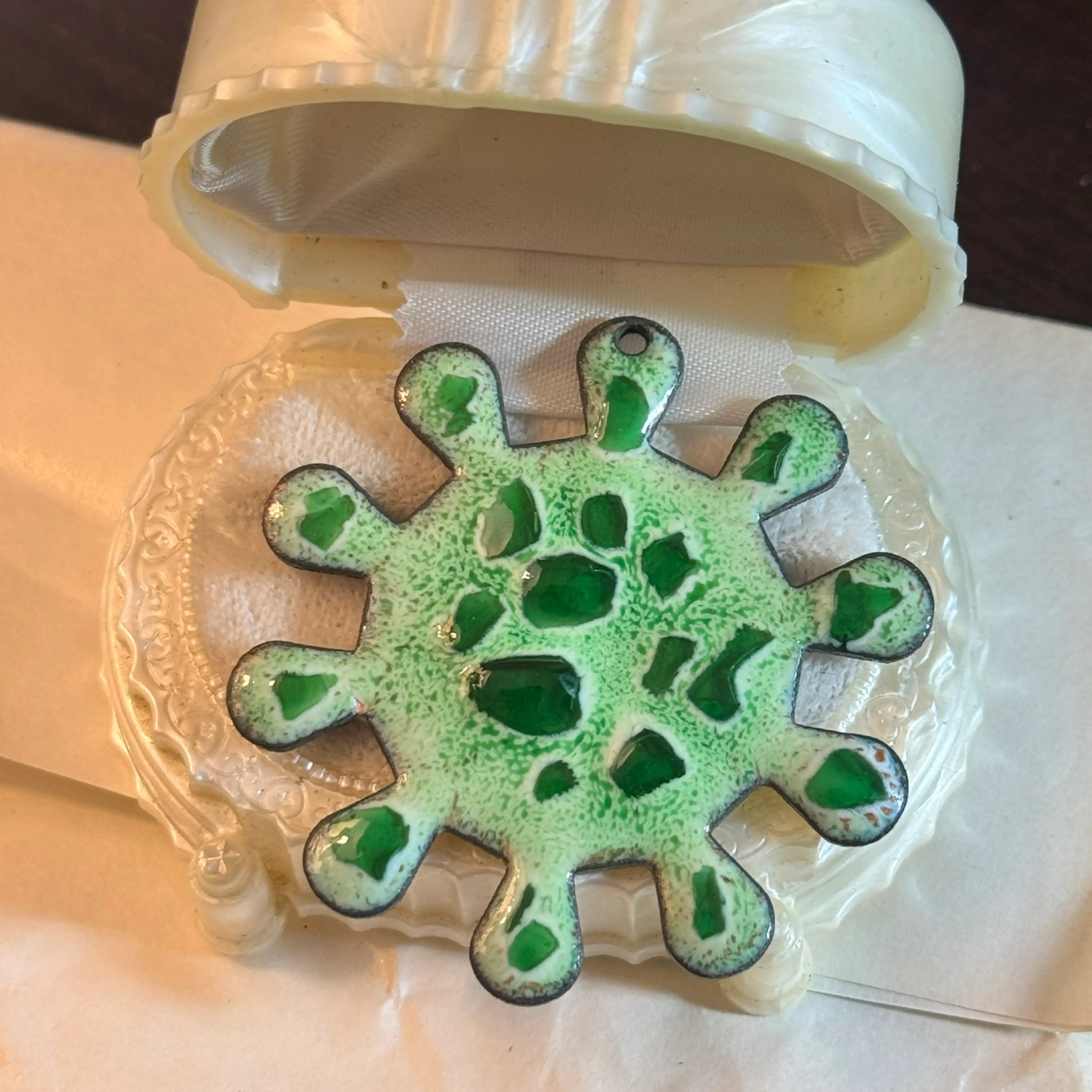 Image 1 of 2