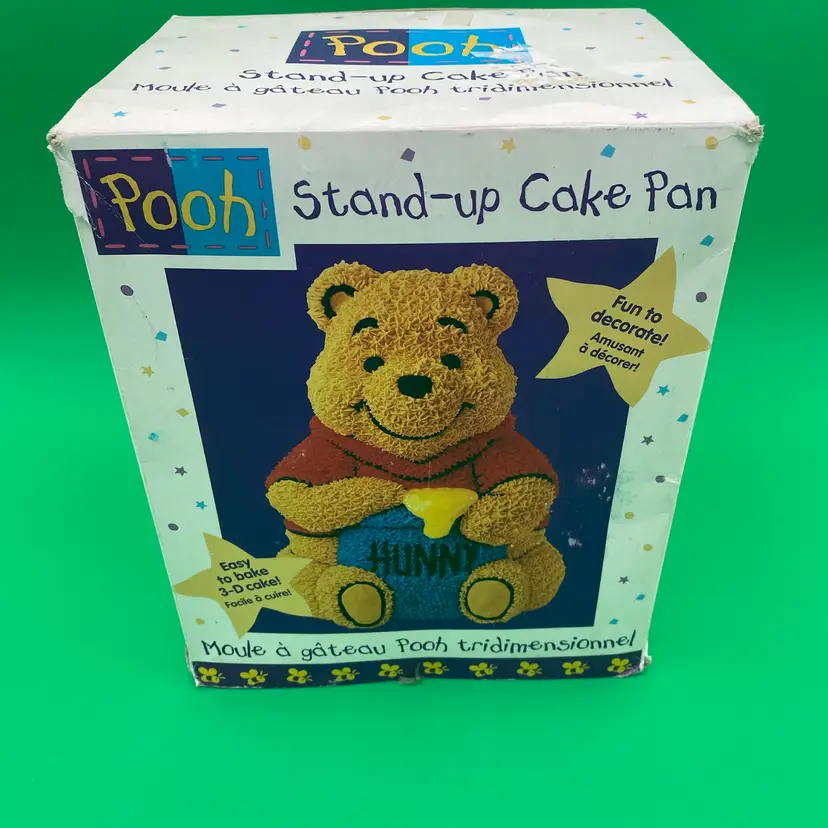 Winnie the Pooh Stand-Up Cake Pan w/ Box & Manual - Disney 1998 - No Clips