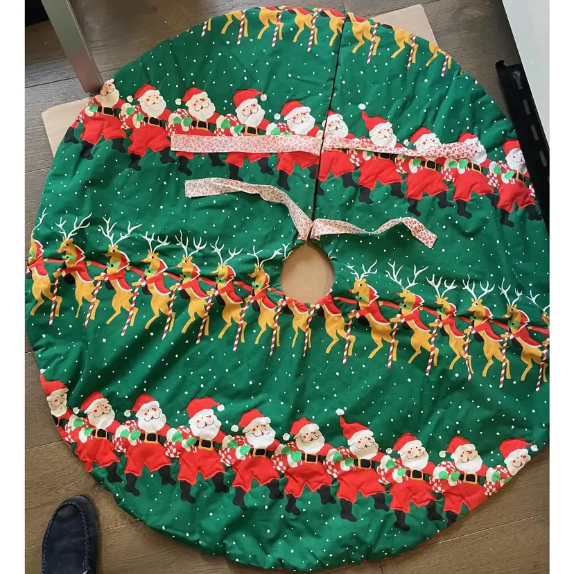 VTG Handmade Christmas Tree Skirt Santa Reindeer Line Dancing 44"
