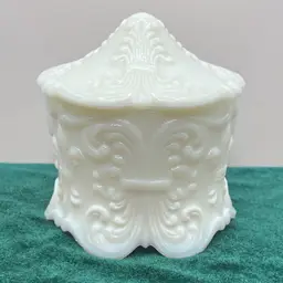 John Kemple Glasswork Milk Glass Powder Box, Trinket Box