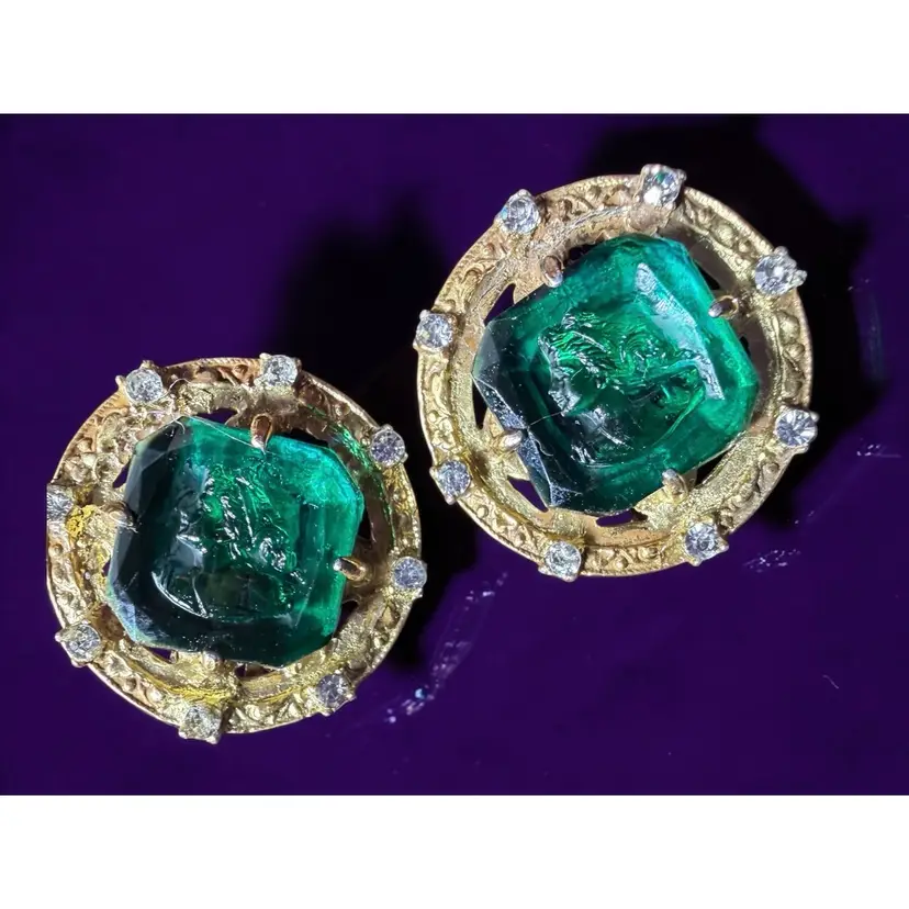 Antique Green Glass Intaglio Cameo Gold Tone Clip On Earrings - 1” Diameter