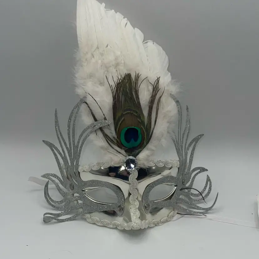 Mardi Gras Mask, White Feathers, Peacock, Feather, Silver