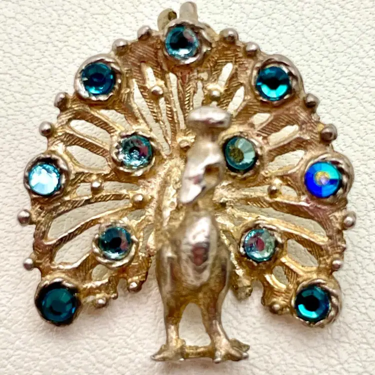 Vintage NUVO Peacock Blue and Green Gem Gemset Charm- RARE and hallmarked NUVO