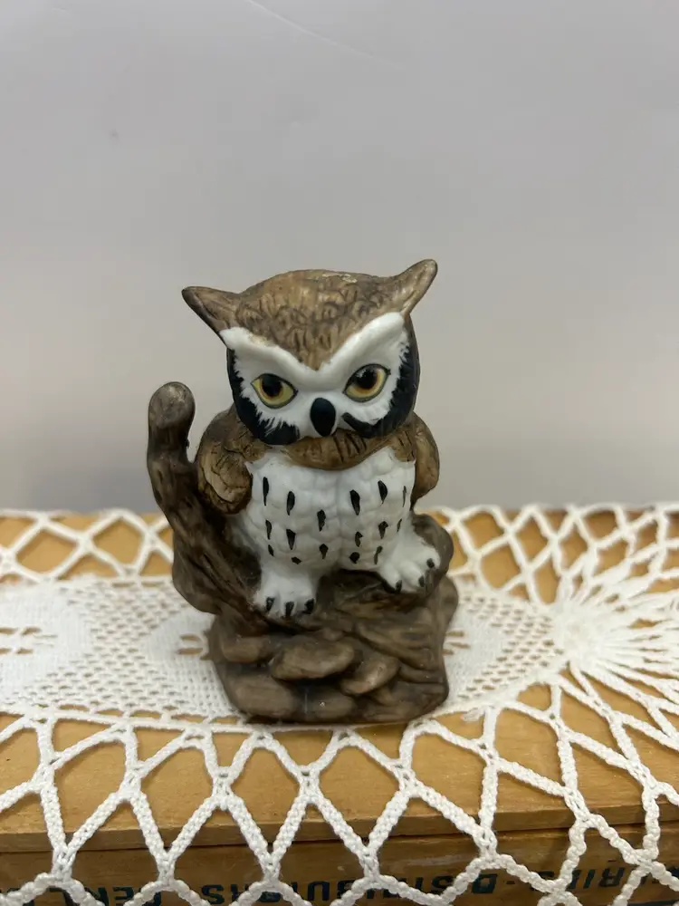 HOMCO Ceramic owl 3 1/4”