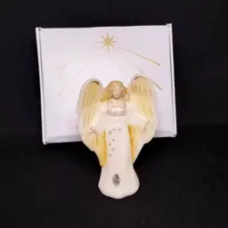 Fenton The Gloria Angel Nativity Figurine First Edition Signed Hand Painted