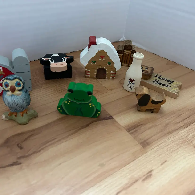 Wooden Smalls