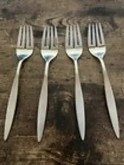 Oneidacraft Deluxe Profile (4) Salad Forks Stainless Flatware Replacements 6"