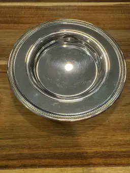 Vintage Oneida 7” Plated Dish