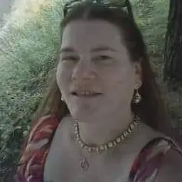 DoesItGLOWGal (Michelle)