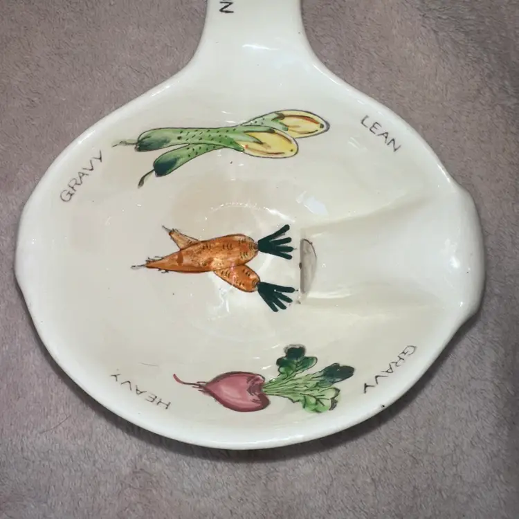 Vintage 1950s No Drip Gravy Separator Vegetable Print Glazed Ceramic
