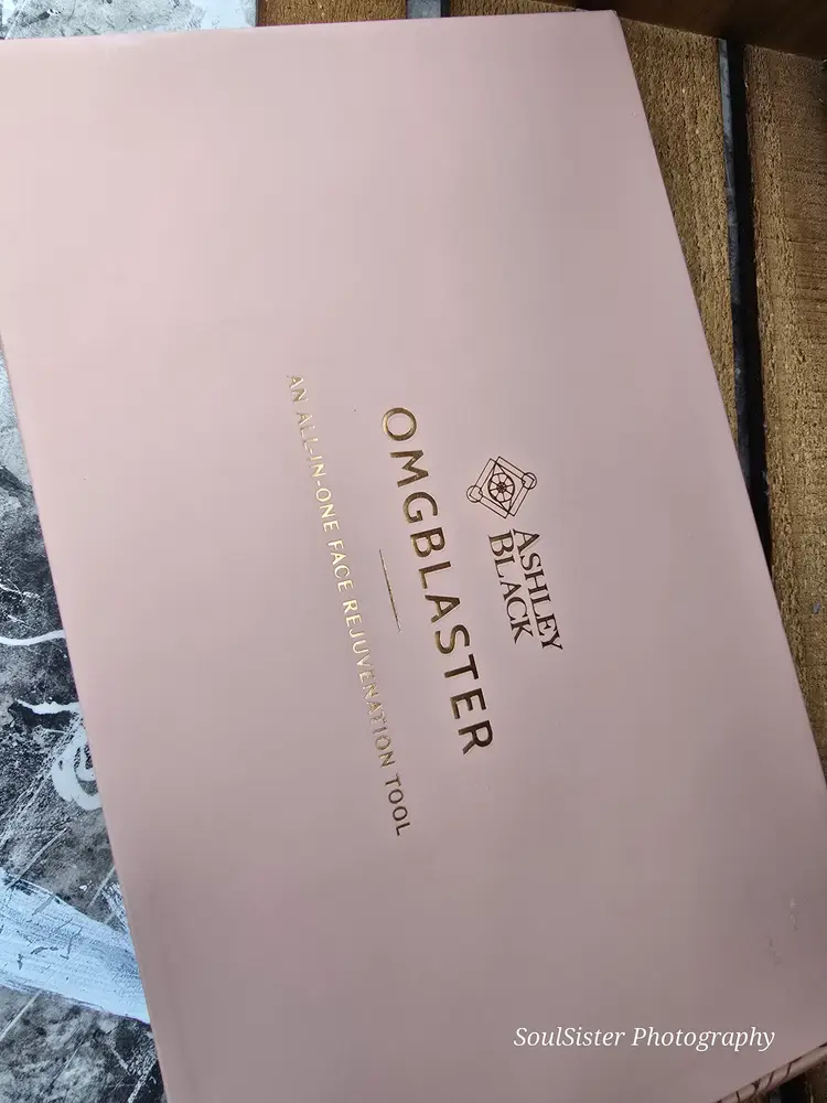 BRAND NEW Authentic Ashley Black OMGBlaster Face Tools with BOX!