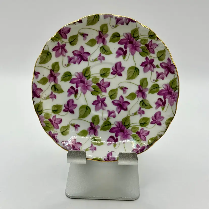 Vintage 1940’s Violet Floral Porcelain Saucer, Purple Violets Pattern, Gold Trim, Collectible Display, Unbranded