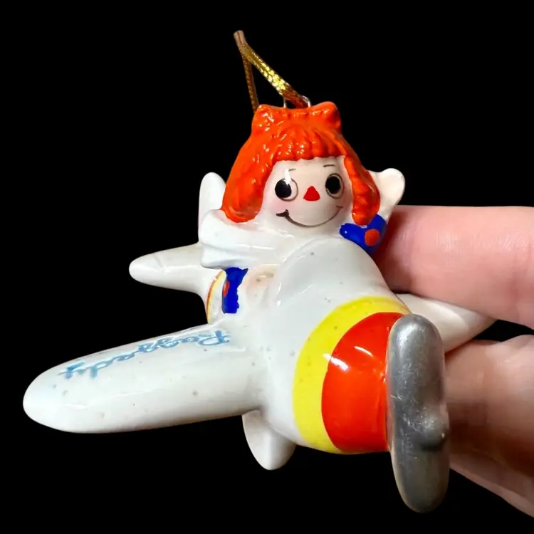 1982 Schmid Flying High Raggedy Ann Ceramic Christmas Ornament