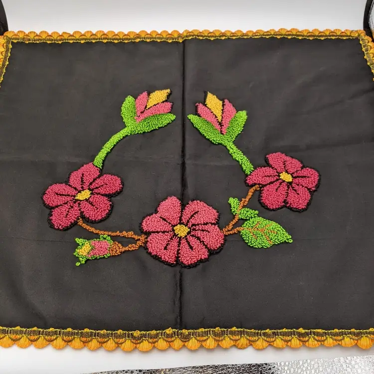 Vintage Punch Needle Pink Daisies Green Leaves Black Pillow Slip Cover 16 x 19