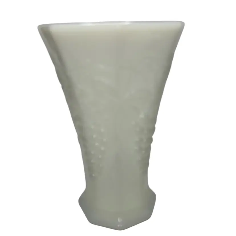 Milk Glass Paneled Grape Pattern Anchor Hocking @7x4 1/2