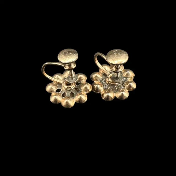 Red Aurora Borealis Floral Screwback Vintage Earrings, Unmarked 1/2”