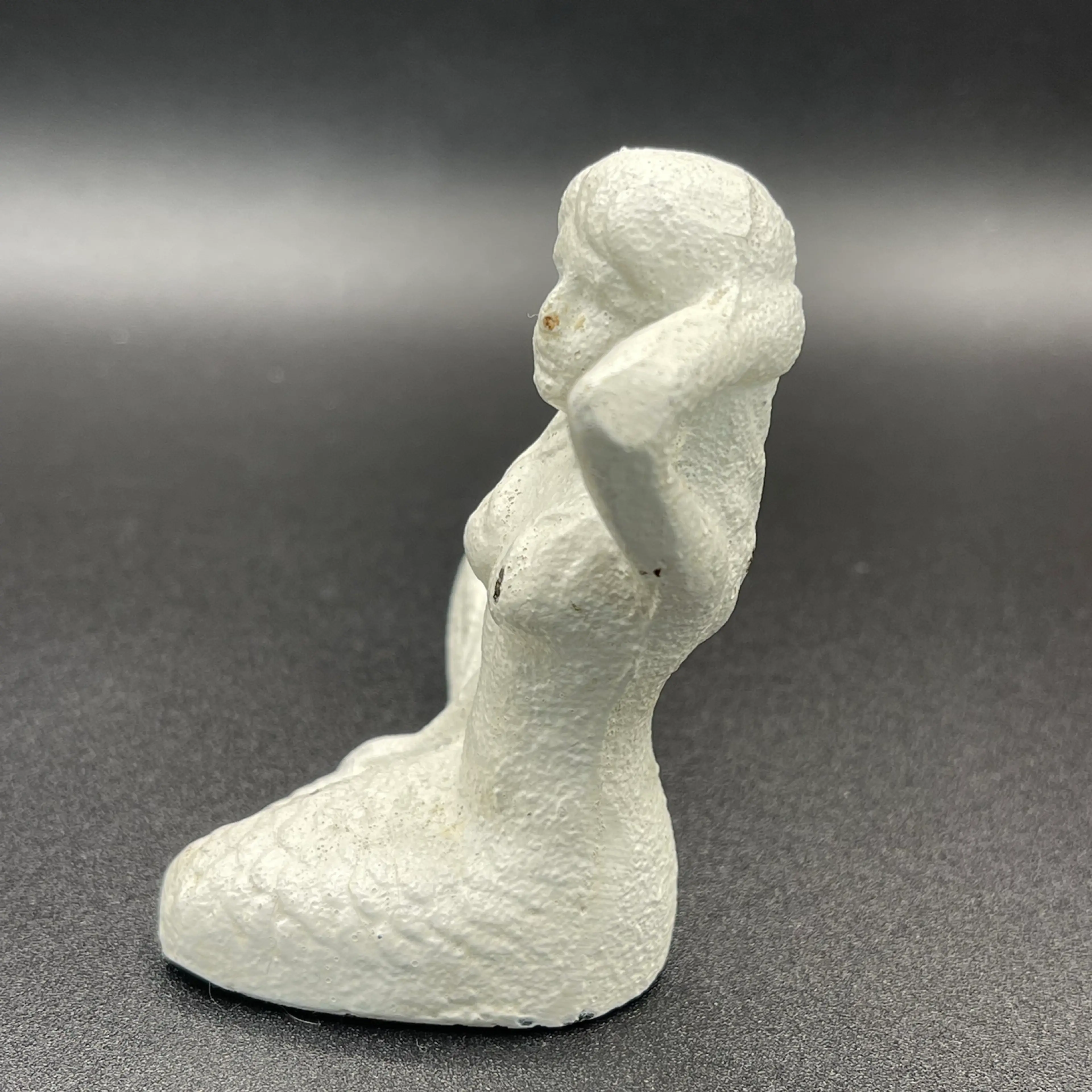 Image 2 of 6