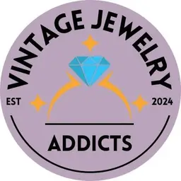 vintagejewelryaddict_founder