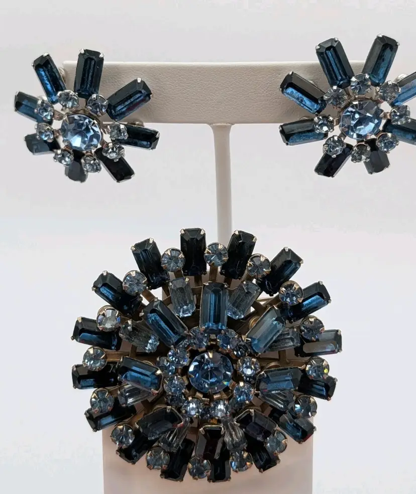 Vintage Blue Rhinestone Domed Starburst Brooch And Earring Set