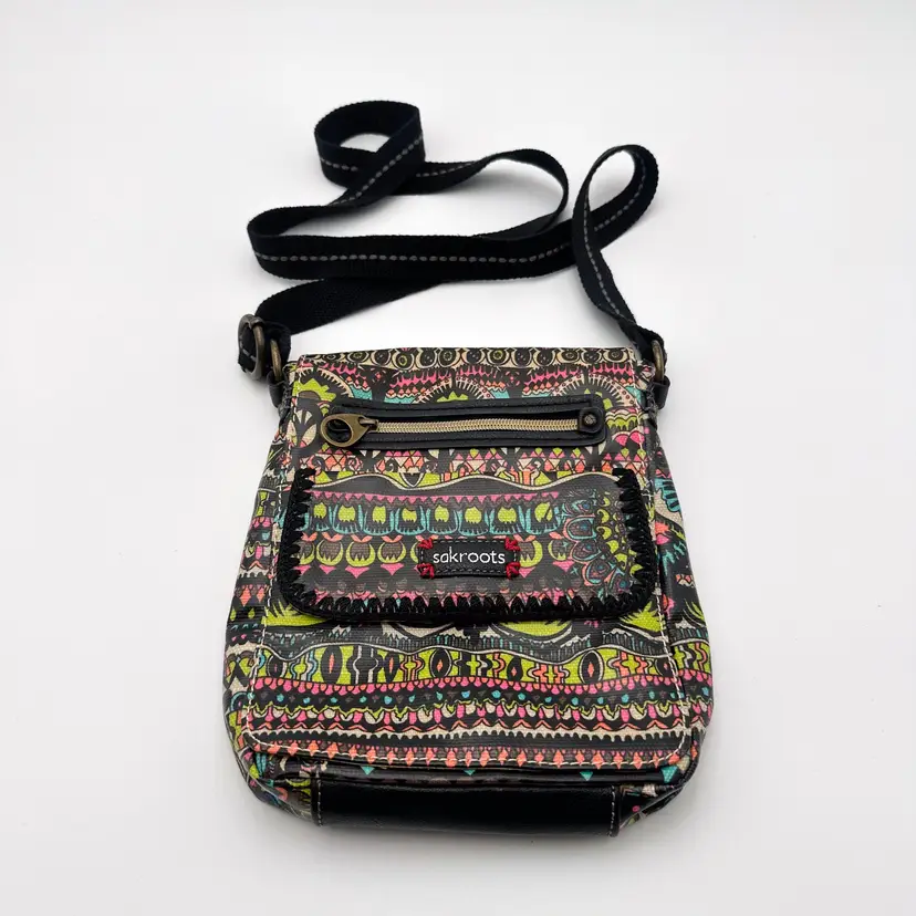 Sakroots Crossbody Peace Handbag Purse Multicolor B25