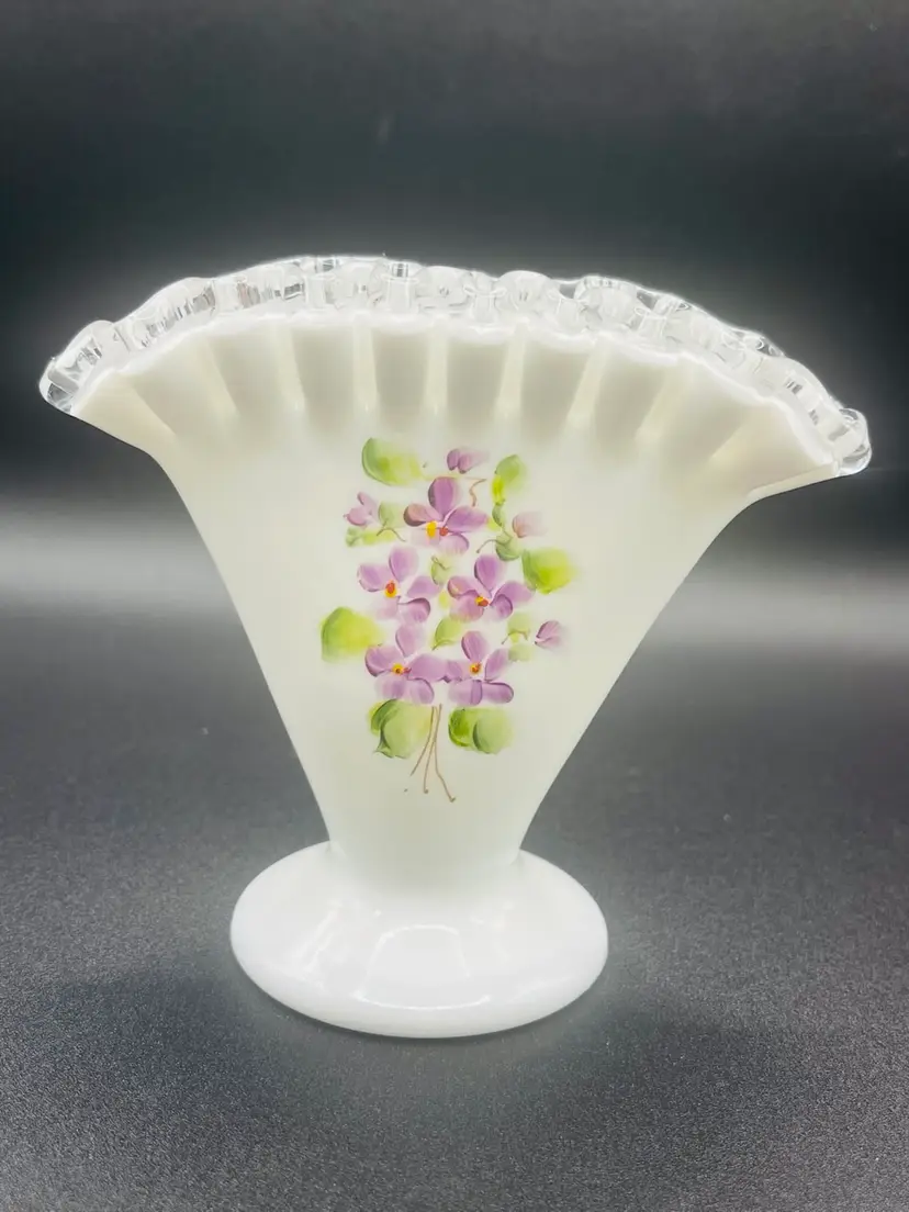 Vintage Fenton Violets In The Snow Silver Crest Fan Vase