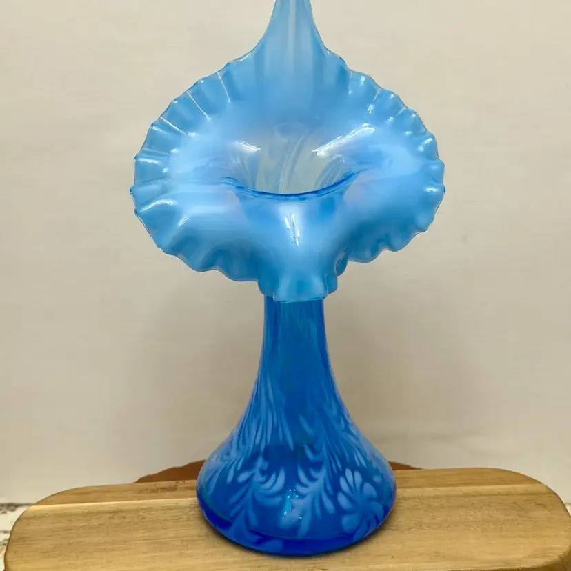 Fenton Blue Opalescent Daisy & Fern Jack in the Pulpit Tulip Vase