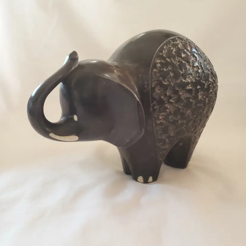 Elephant Figurine Freeman McFarlin Pottery Mid Century Modern 5¼" Tall READ DESC