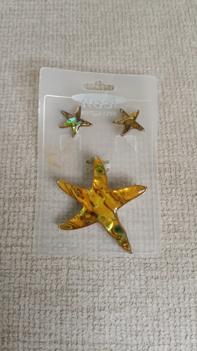 4. Starfish Pendant earrings set