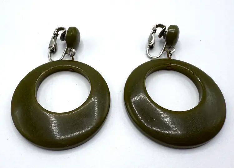 Vintage Bakelite Green Dangle Earrings, 2 Inch Trendy Long Dangles, Clip On