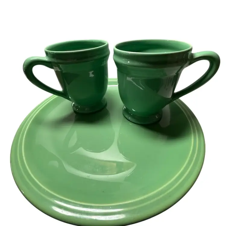 FLAMINGO CHINA MADE IN PORTUGAL EXCLUSIVELY FOR NANCY CALHOUN- APPLE GREEN - ONE DINNER PLATE AND TWO FOOTED COFFEE MUGS IN GOOD USED CONDITION (please SEE Photos)