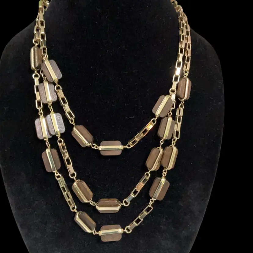 Beautiful Vintage Goldtone Cold Water Creek 3 Strand Layer Necklace Large Open Goldtone Box Chain With Rectangular Wooden Disc .