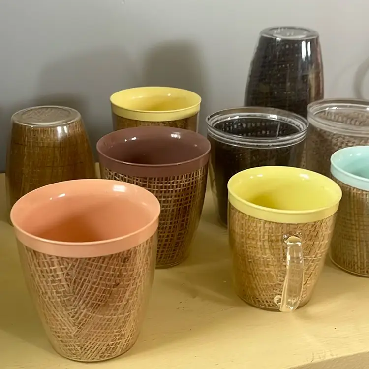 Raffia Ware And Burlap Insulated Drinkware. 10 Pieces
