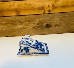Vintage Blue Flow Style Butter Dish Victorian CottageCore English Country Farmhouse Shabby Chic