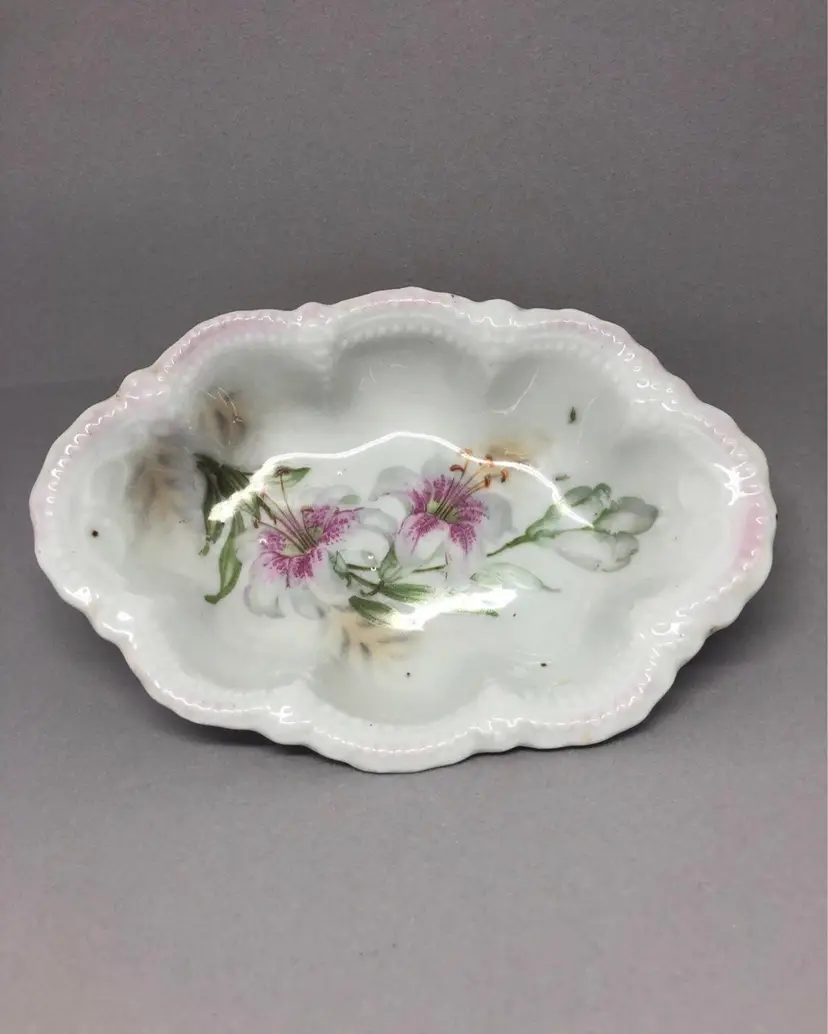 Antique Leuchtenburg Germany Lily Flower Trinket Dish
