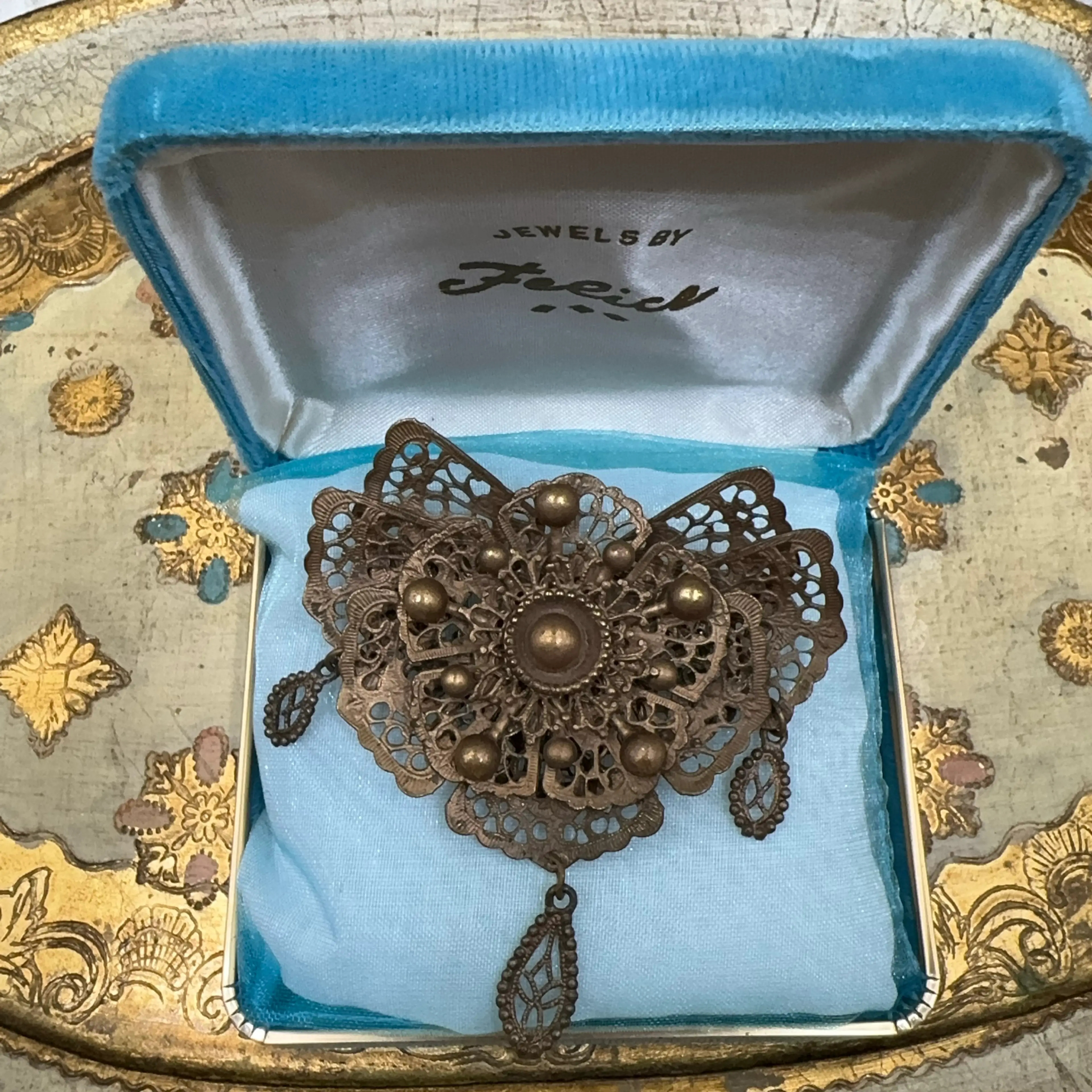 Image 1 of 6