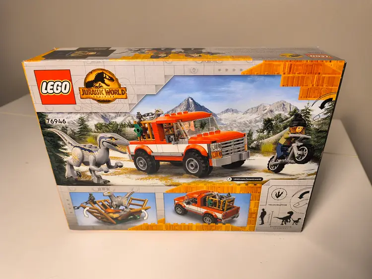 LEGO Blue & Beta Velociraptor Capture 76946